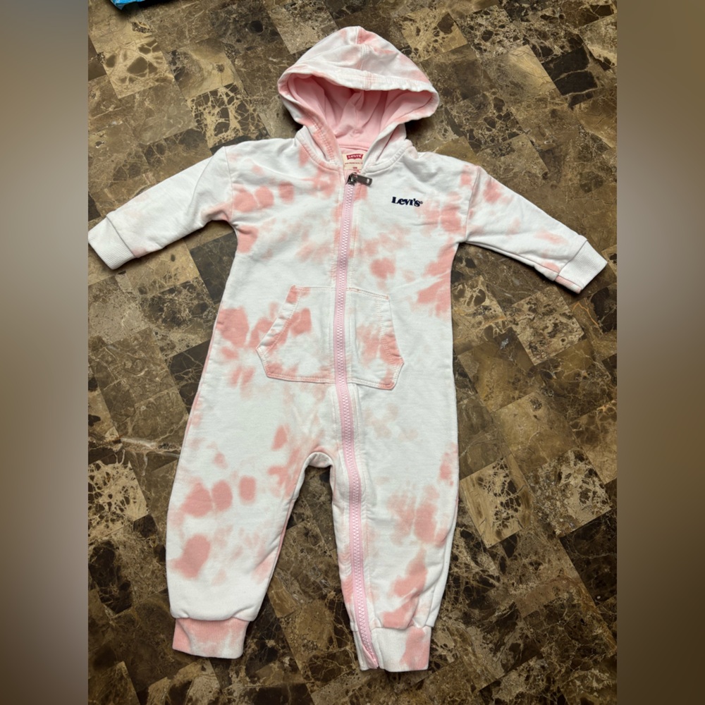 Levi's Pink Tie-Dye Hooded Baby One-Piece 12 months